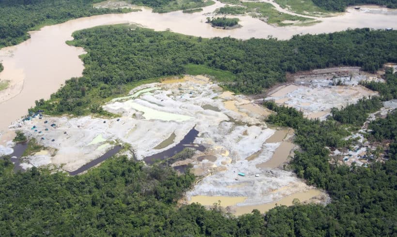 Alimentando el Conflicto en Colombia: el Impacto de la Minería de Oro en Chocó