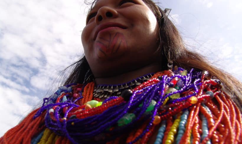 Tribute to Colombian Women Defenders